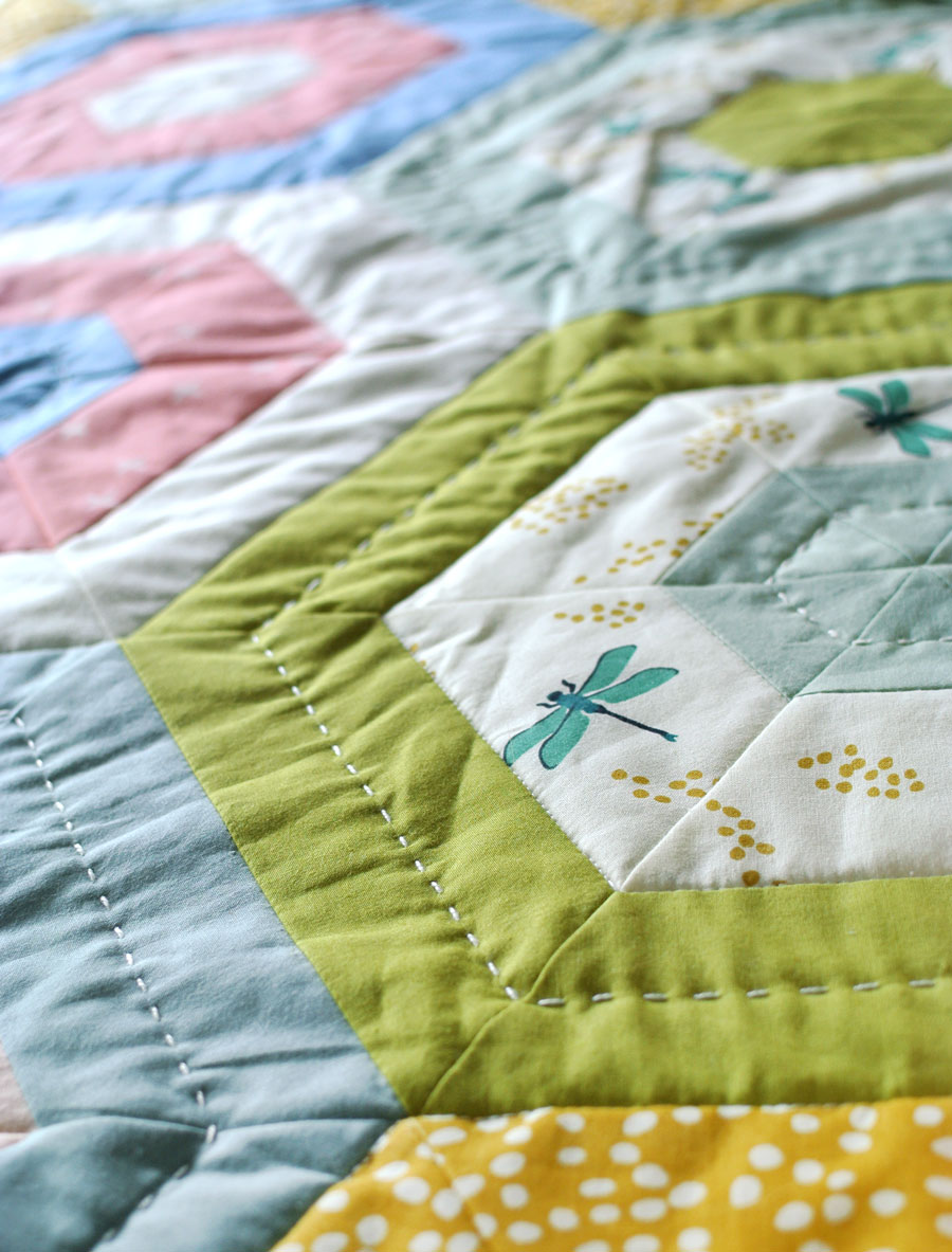 hand-quilting-hexie-quilt