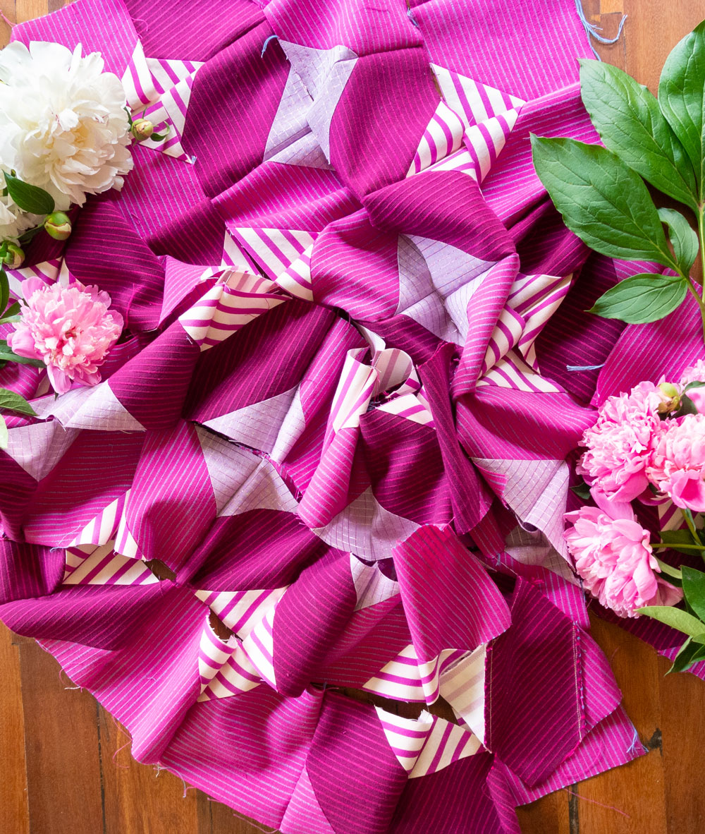 The Glitter & Glow quilt pattern is perfect for chain piecing rows. See this video tutorial!