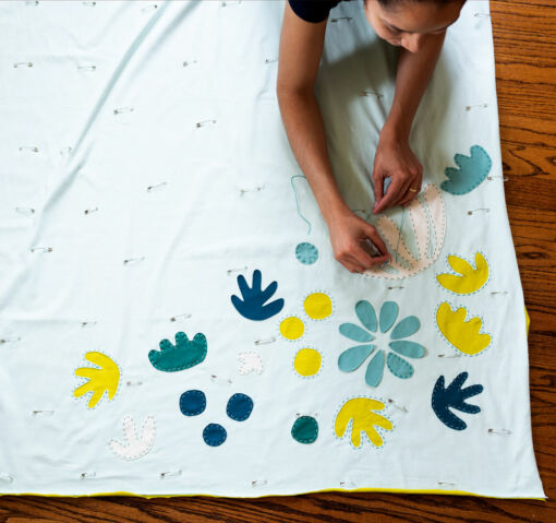 learn to hand sew this jersey Bohemian Garden wholecloth quilt