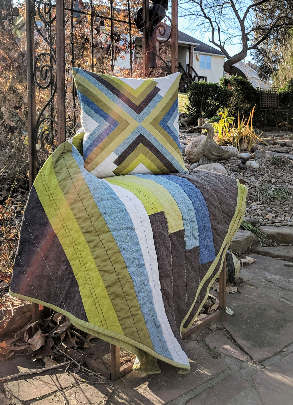 The Sugar POP quilt pattern is a PDF download that includes throw, baby and a pillow size. This modern design works well as a gradient or with fabric scraps.