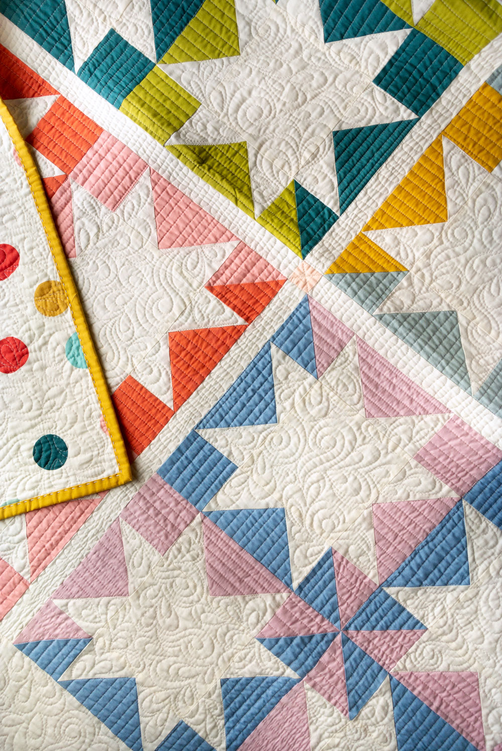 Your ultimate guide to longarm quilters in the USA and Canada. Find a quilter in your local area, or one that takes mail-in orders.