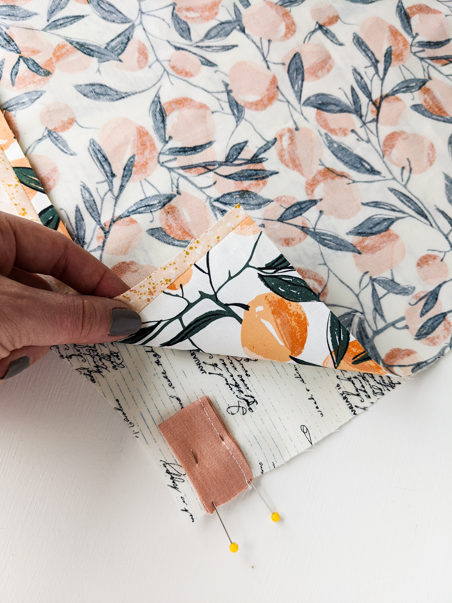 This modern patchwork apron tutorial is a fun, quick project for any sewing skill level!