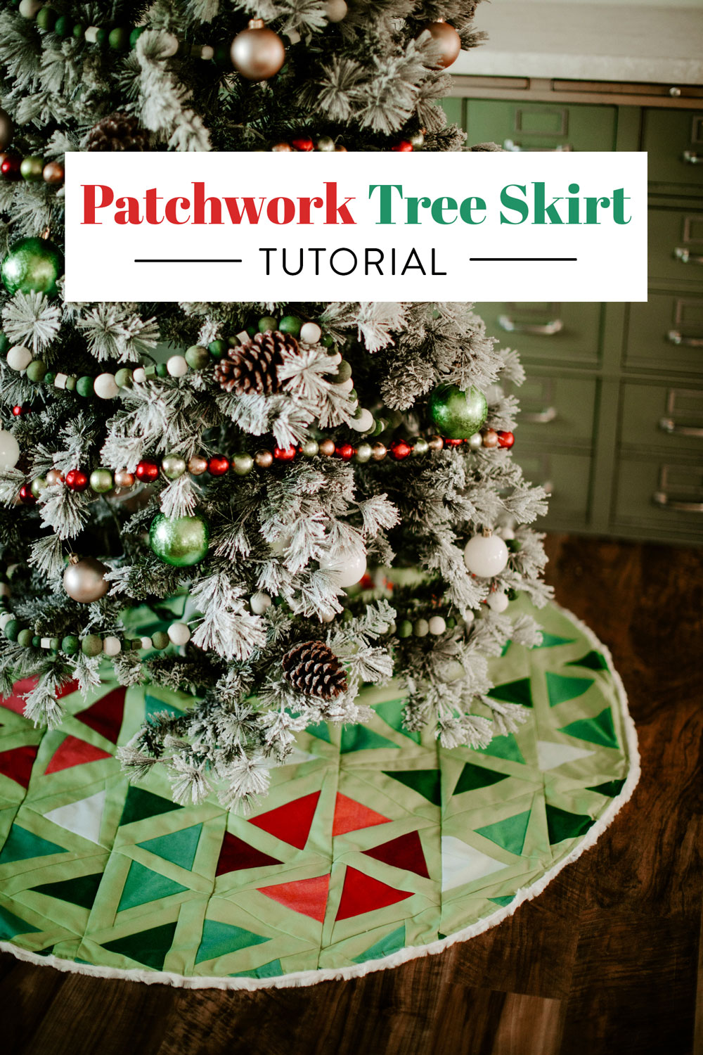This free patchwork tree skirt tutorial uses a modern quilt pattern to create a beautiful DIY tree skirt! suzyquilts.com #treeskirt #DIYsewing