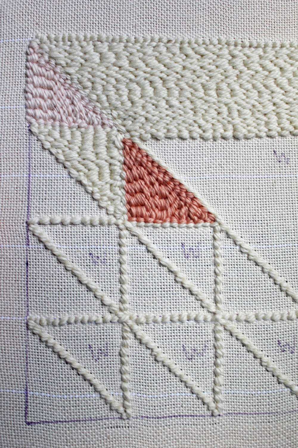 Turn a Suzy Quilts pattern into a punch needle masterpiece with this step by step tutorial! Learn a new fiber arts skill from scratch, and make a quilt block punch needle canvas to match your latest quilt. suzyquilts.com #quilting #sewingdiy