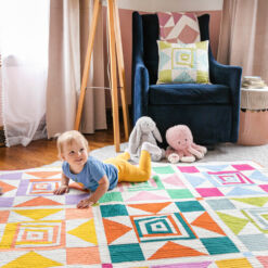The Shining Star quilt and pillow pattern bundle includes instructions for queen, twin, throw and baby quilts as well as an 18