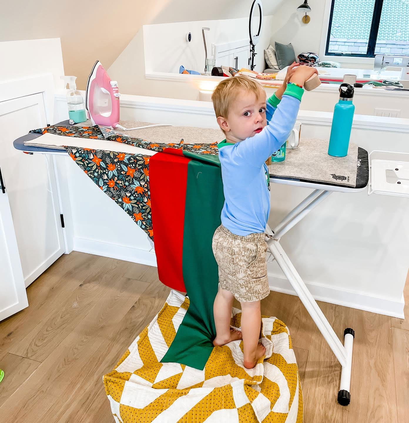 Use the Voyage pattern in this quilted pouf tutorial. This square floor pouf DIY is perfect for a living room, playroom or office! suzyquilts.com Use the Voyage pattern in this quilted pouf tutorial. This square floor pouf DIY is perfect for a living room, playroom or office! suzyquilts.com