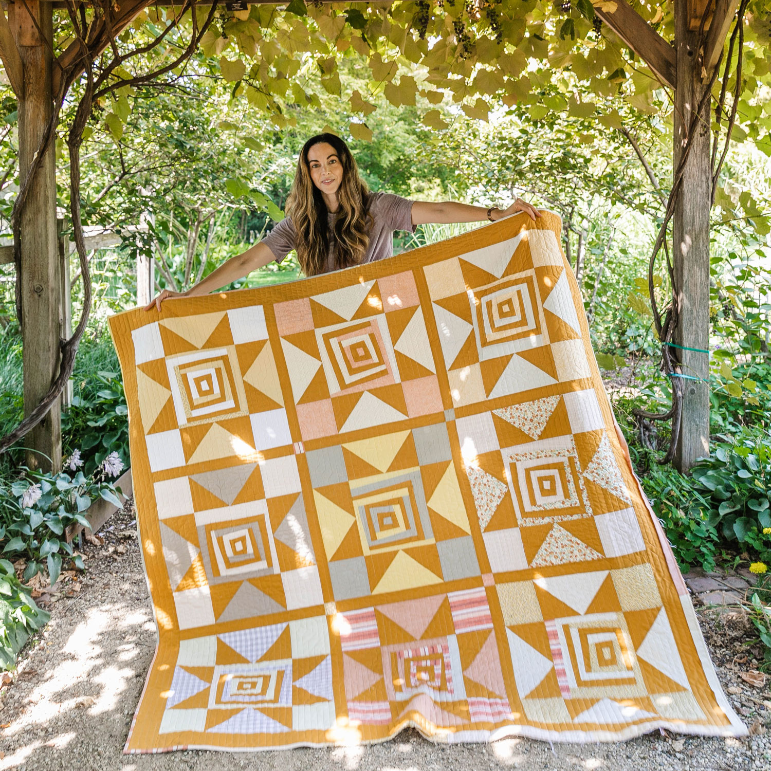 Join the Shining Star quilt sew along for extra tips on making this beautiful quilt pattern!