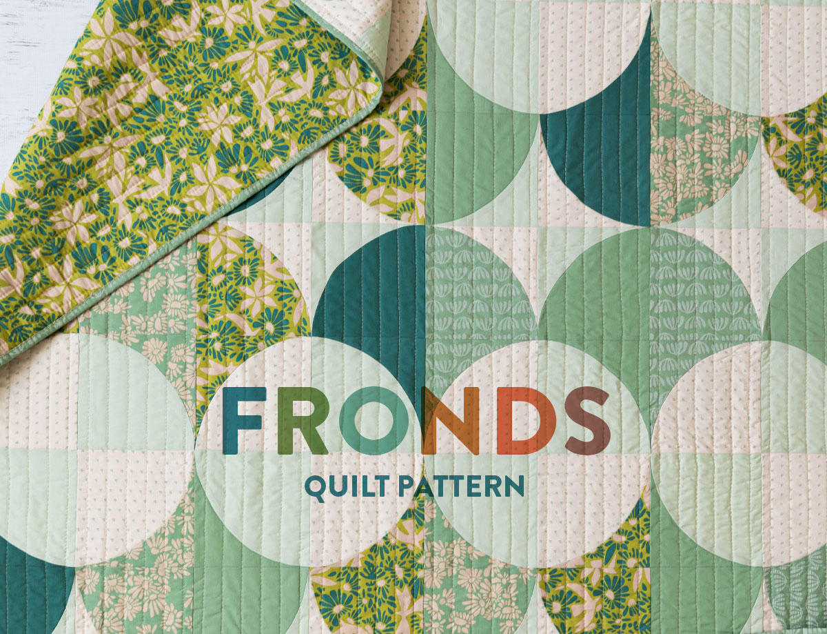 This simple curves quilt pattern is the best way to learn how to sew curved quilt blocks! The Fronds quilt pattern includes video tutorials too! suzyquilts.com
