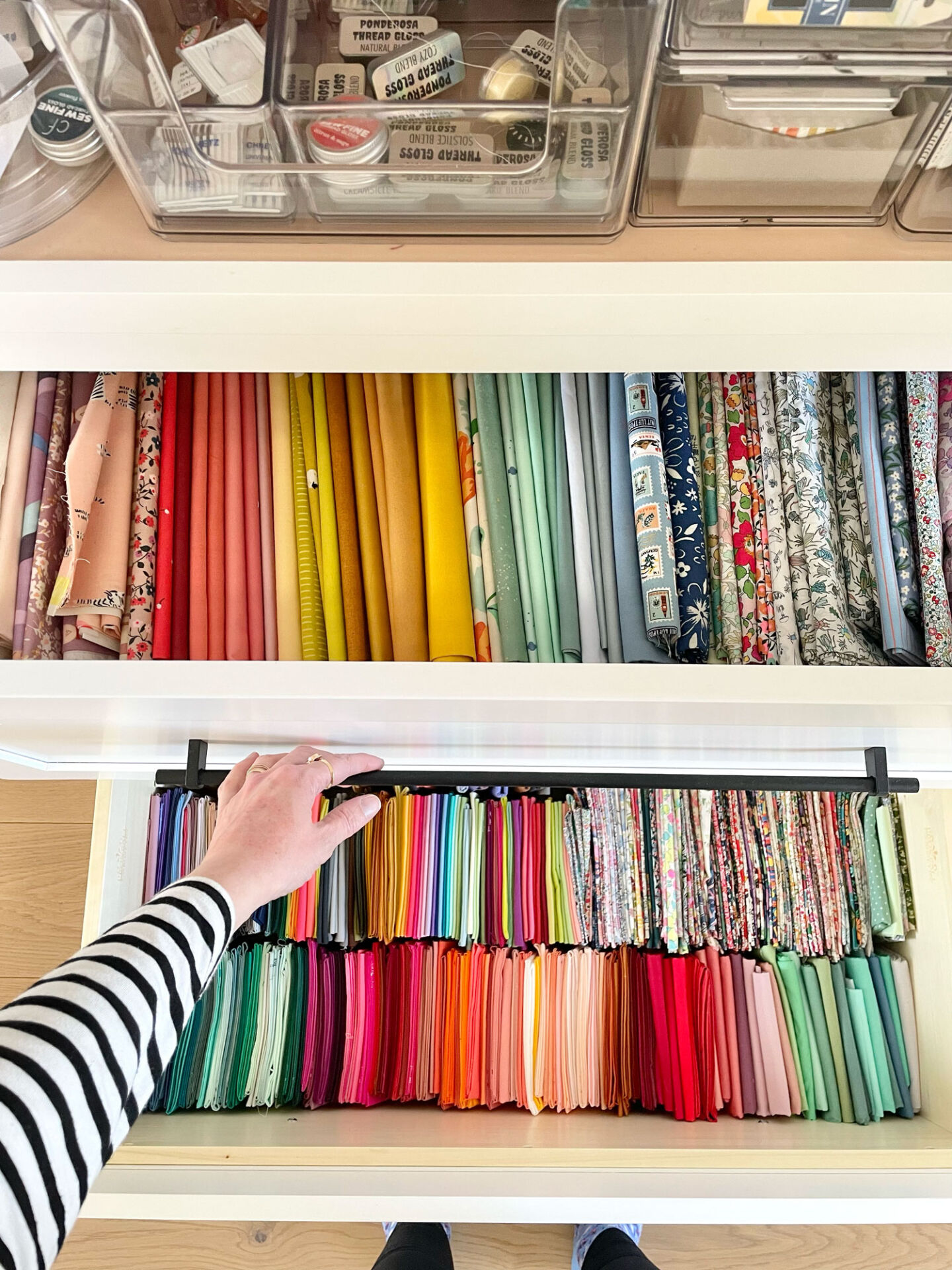 How I store fabric in my sewing room | suzyquilts.com How I store fabric in my sewing room | suzyquilts.com