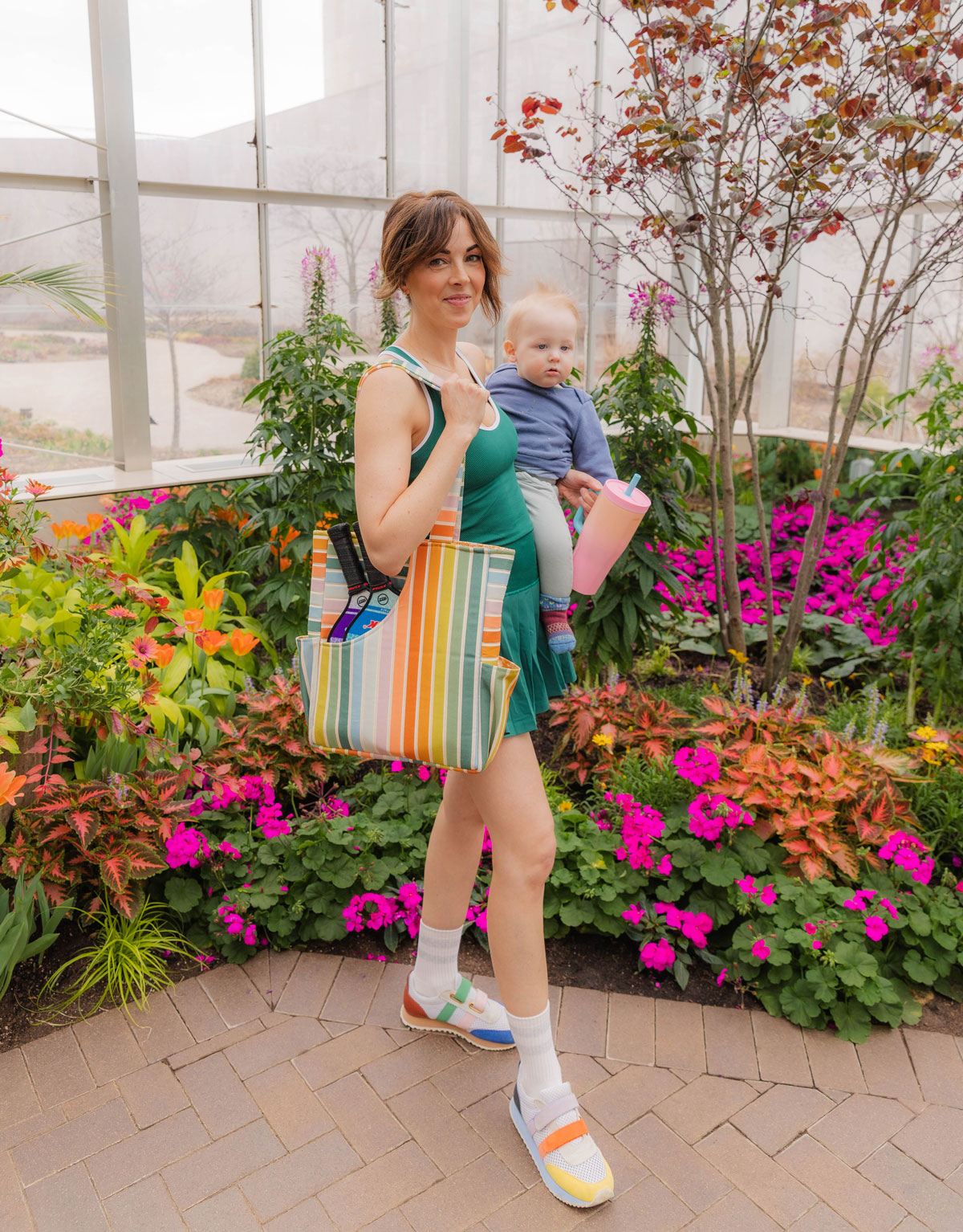 A pickleball bag made using striped fabric. #quilting #sewingdiy suzyquilts.com A pickleball bag made using striped fabric. #quilting #sewingdiy suzyquilts.com