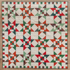 Christmas Fat Quarter Stars Quilt Pattern | suzyquilts.com